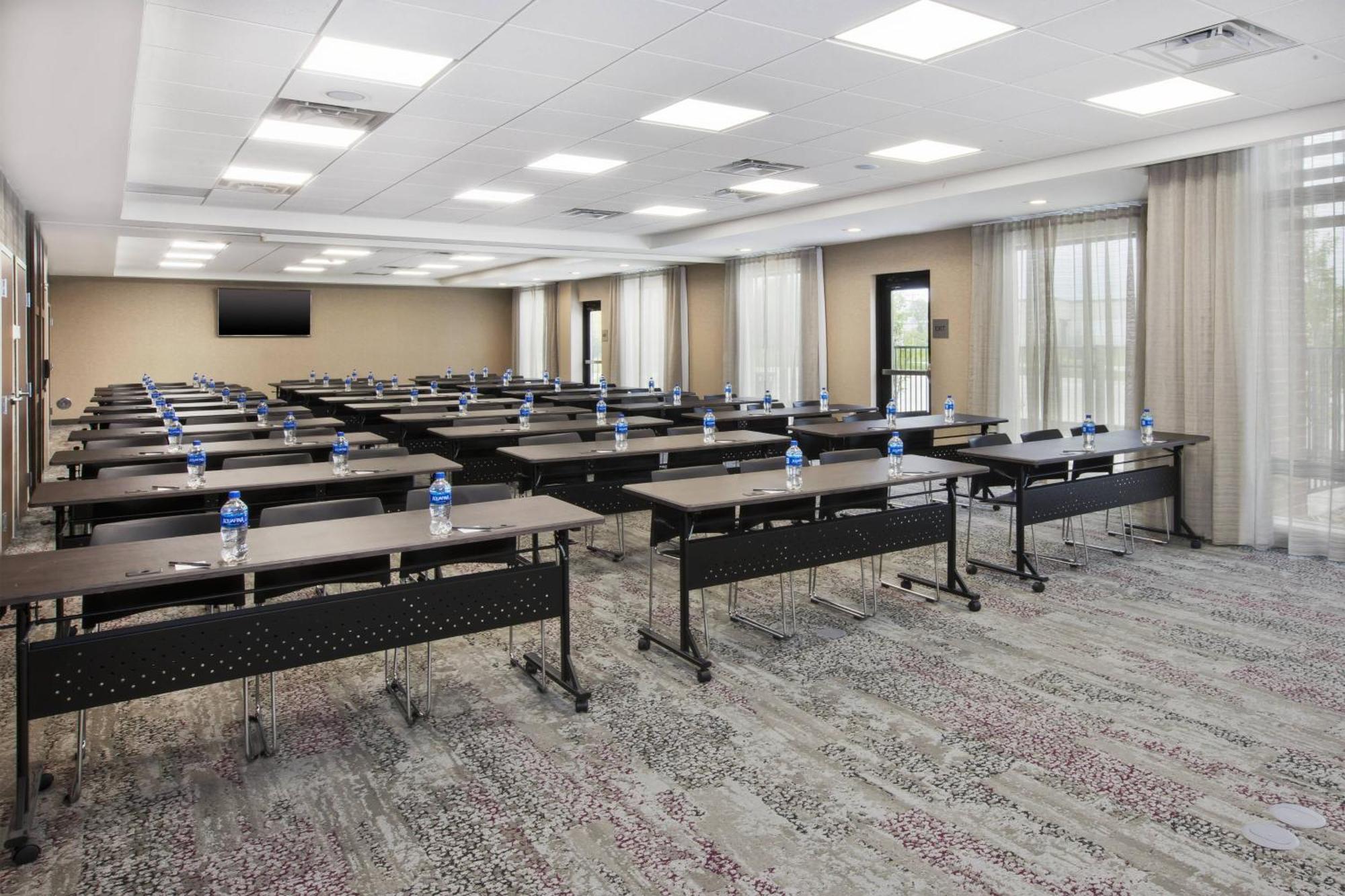 Hotel Courtyard By Marriott St. Joseph-benton Harbor