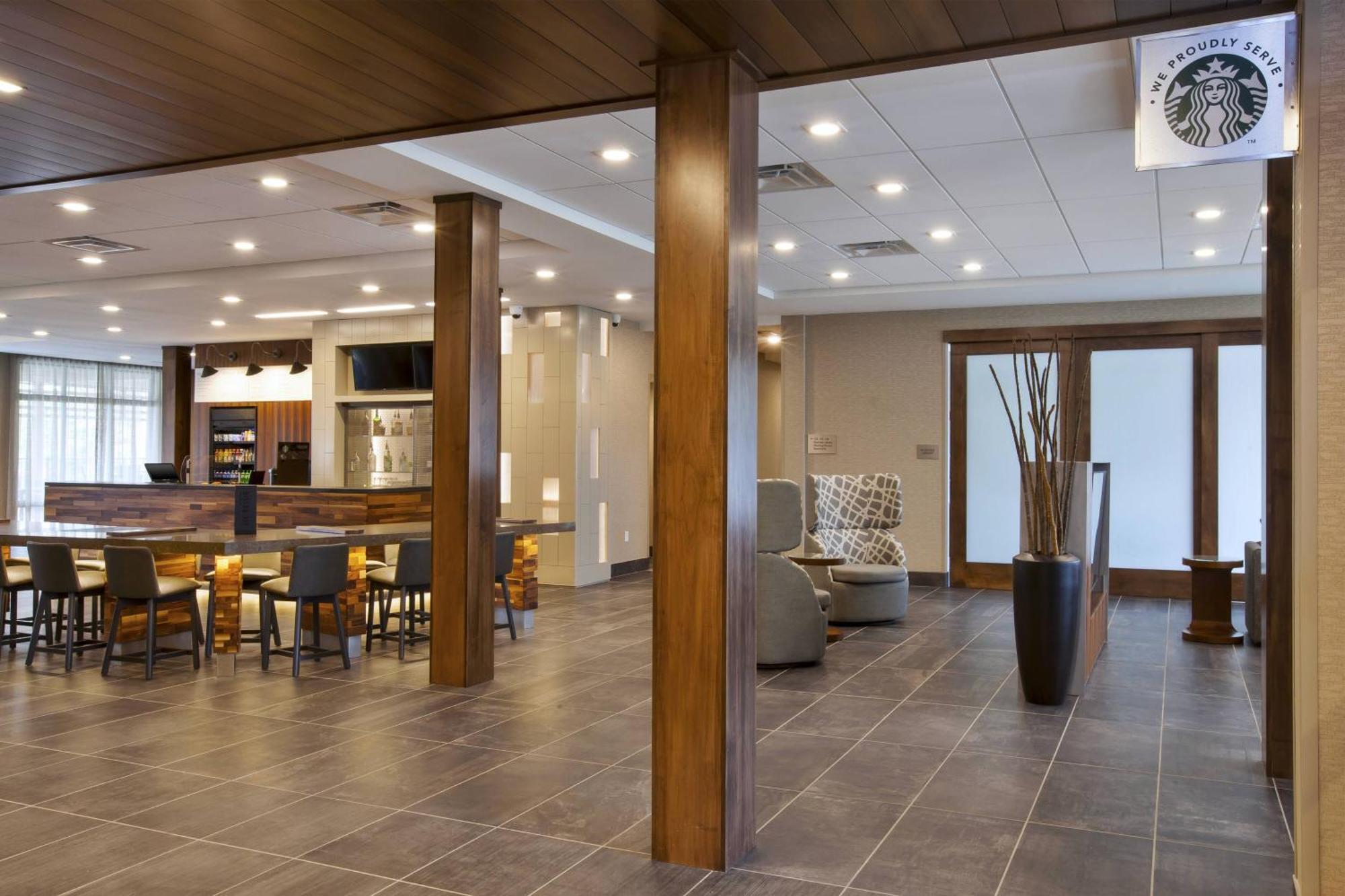 Courtyard By Marriott St. Joseph-benton Harbor Hotel 3*